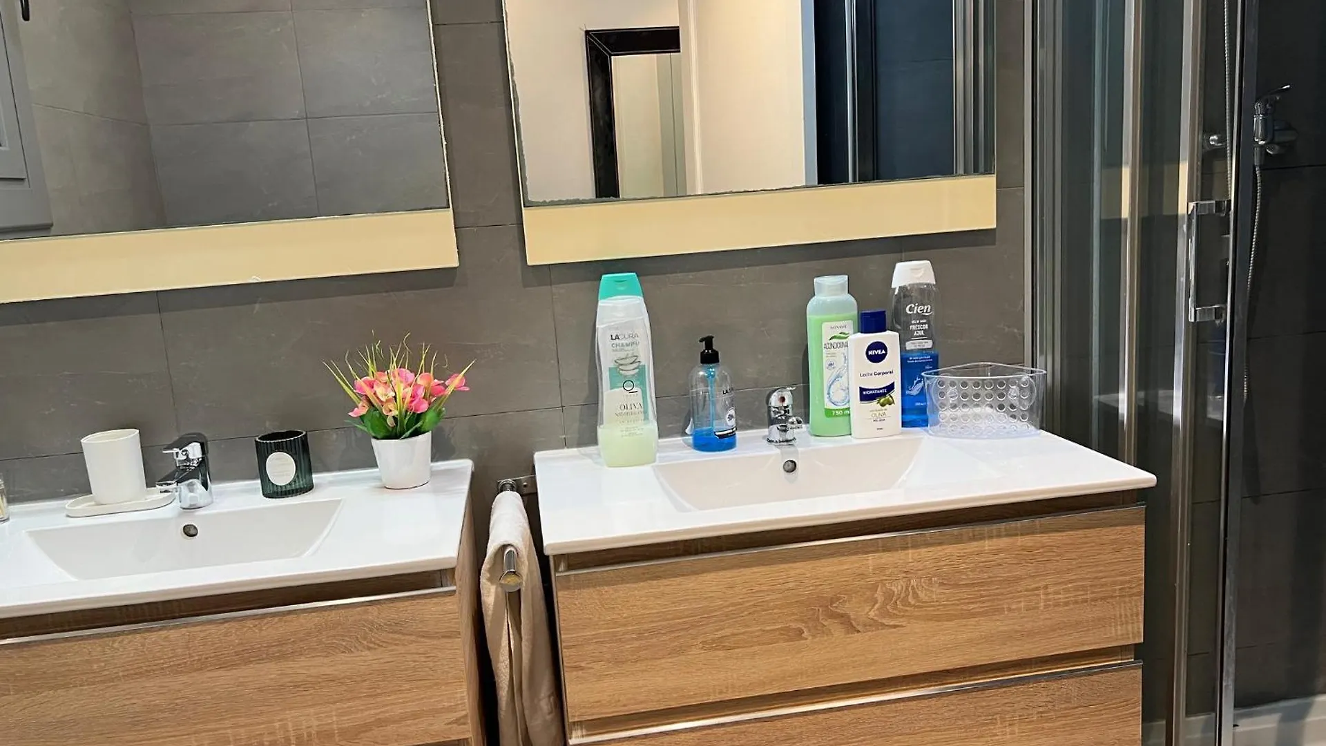 Bonito Apartamento En Zona Centrica De Barcelona Apartment Spain